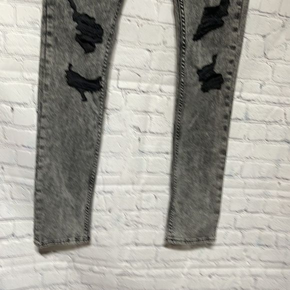 ASOS Black Distressed Acid Washed Jean Waist - Picture 4 of 16